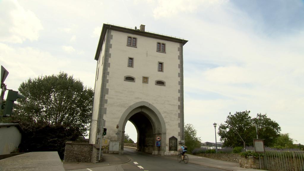 Hotel Gaestehaus Priester Limburg an der Lahn Exterior foto